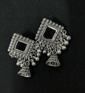 Jhumka Earring Set
