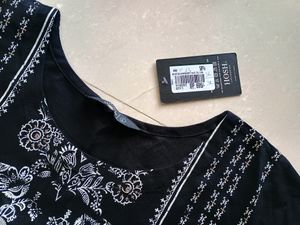 Beautiful Unused Black Colur Top For Sale