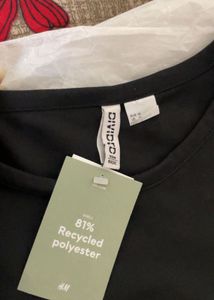 H&amp;M Black Crop Top