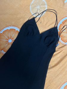 H&amp;m - Blackless Dress
