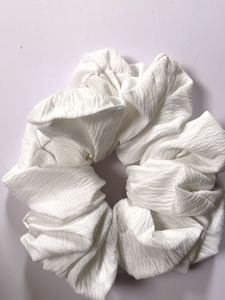 Stylish Silk &amp; Crinkle Scrunchie Set