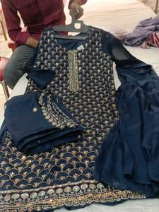 Elegant Navy Blue Kurta Set
