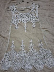 Lace Sleeveless Top