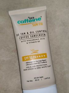 Dr. Sheth&#39;s Oats &amp; Ceramide Sunscreen &amp;M Caffeine