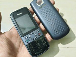 Classic Nokia Feature Phone