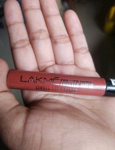 Lakme Nude Twist