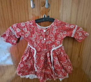 combo of frock and legging