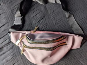 LAVENDER CROSS BAG