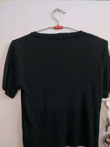 Black Ribbed Crop Top - Casual Style