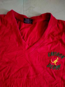 Women&#39;s Red Tshirt