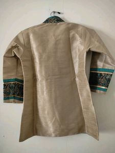 Boys&#39; Sherwani Set