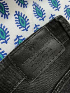Spykar Men Midrise Straight Leg Cotton Jeans