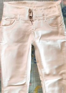Women&#39;s White Jeans