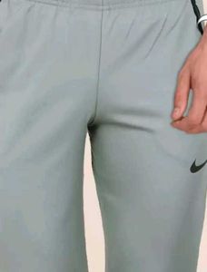 Nike Tracks