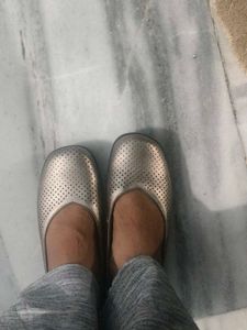 Comfortable Bronze Ballet Flats