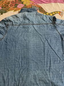 Denim jeans jacket