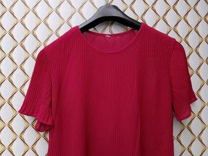 New With Tag Korean Kin Red Linen Top