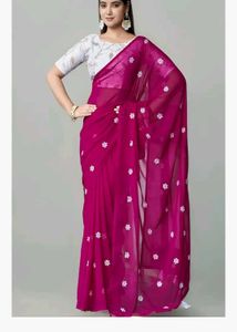 "Thrift Store Saree Stunner"✨