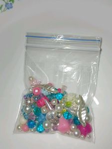 Beachy Vibes Beads⚪️🦪🐚💙