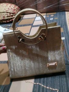 डिजाइनर पर्स