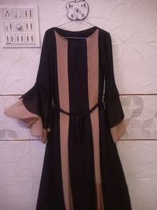 Frill Abaya With Hijab