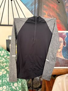 Athletic Pullover Top