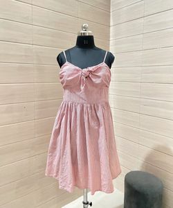 H&amp;M Pintresty 🌸Striped Pink Sundress