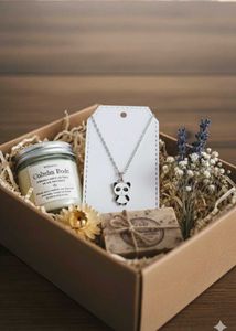 Cute Panda Necklace (it&#39;s in unopened packaging)