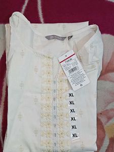 Avaasa Elegant Ethnic Kurta