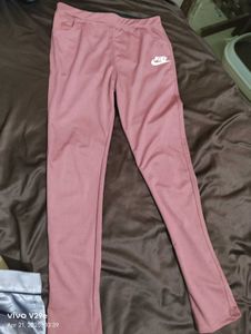 Stretchable Small Nike Casual Pants