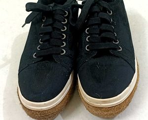 Black Sneaker For Female