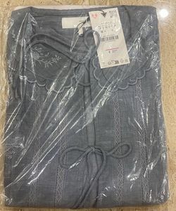 Chambray Emb Crop Top