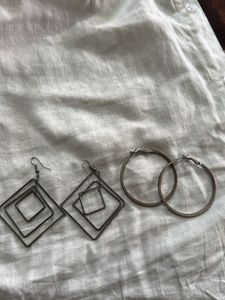 Pack Of 2 Oxidized Earrings