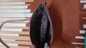 Side Beg Is Very Good Condition