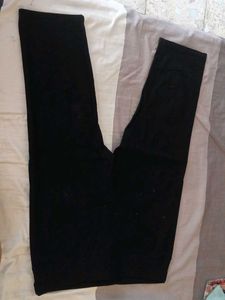Black knee length Leggings