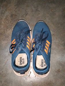 Sports Shoes