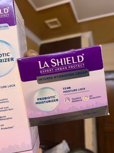 La Shield Combo Of Moisturizer