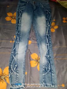 1 Jeans ,Pajama, Ek Warm Trouser