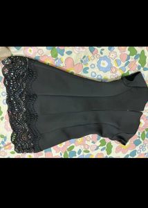TRENDING BLACK LACE BODY FITTING DRESS