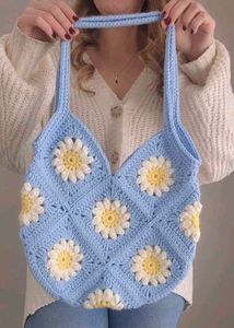Crochet Daisy Tote Bag