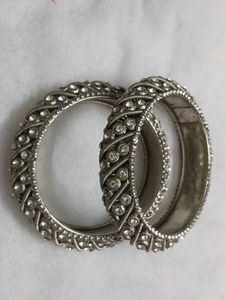 Sparkling Bangle Set