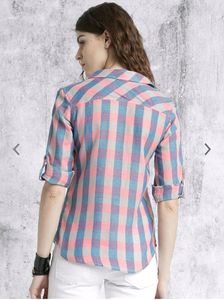 Roadster Time Travlr Women Peach &amp; Purple Slim Fit Checked Casual Shirt