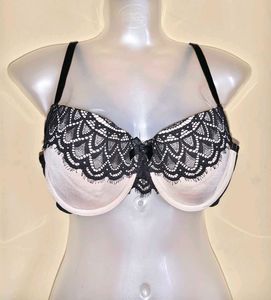 Size 38B 🎁Buy 2 Get 1 Free 🎁 Elegant Lace Bra