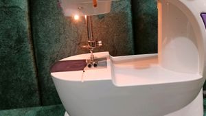 Mini Sewing Machine It' Completely New,Not Used