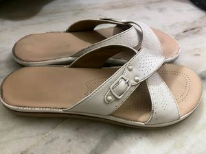 White Colour Slipper No Flows