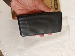 conekt fast charge power bank 15w like new
