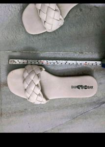 White Flats❗ ~ GIVING AWAY ⚠️