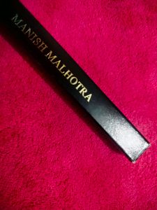 Manish Malhotra Lip Liner