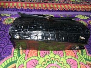 GLOSSY ALLIGATOR HAND BAG