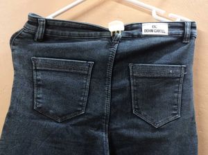 Stylish Denim Jeans – Preloved but Premium Quality